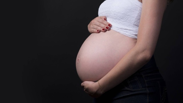 STF veta mulheres grávidas em locais de trabalho insalubres